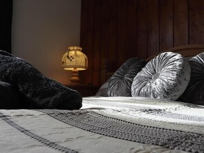 2 slaapkamers, een kluis op de kamer, reisbedje, wifi