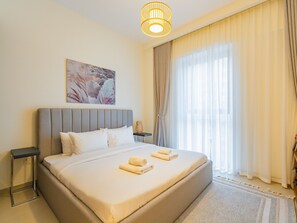 Deluxe Apartment - Creek Beachfront Heaven 1BR Luxe Harbor (Dubai)