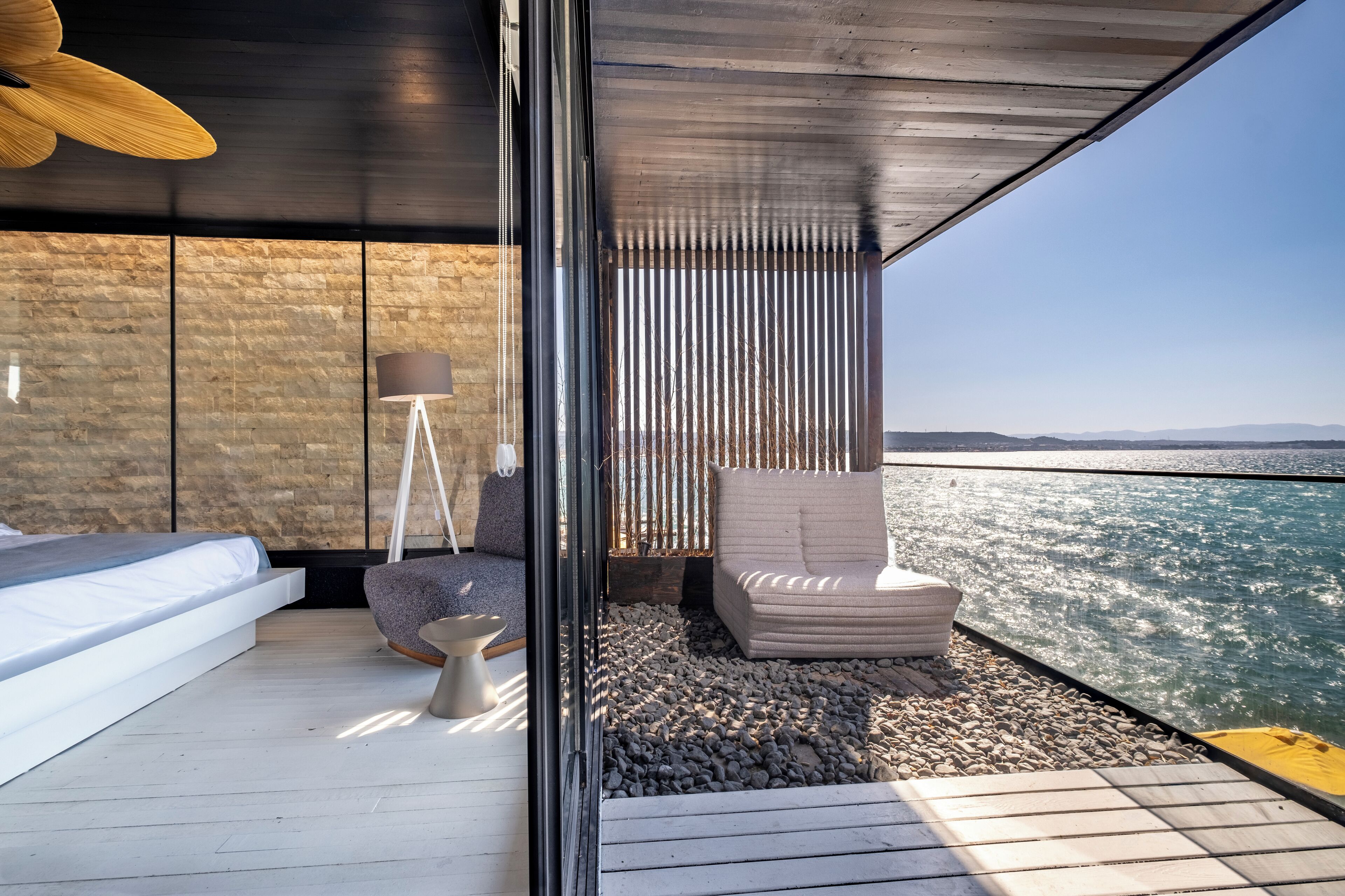 Habitación de lujo doble | Espacio para trabajar con un portátil, wifi gratis, ropa de cama