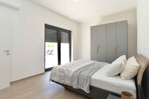 2 bedrooms, WiFi - Villa with swimming pool and sauna (Pula)