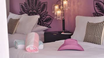 1 chambre, fer et planche Ă repasser, Wi-Fi gratuit, draps fournis
