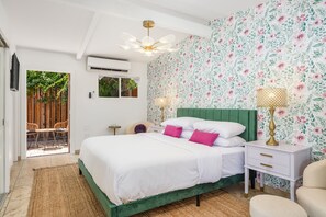 1 chambre, fer et planche Ă repasser, Wi-Fi gratuit, draps fournis