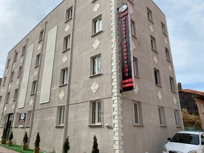 Esterni