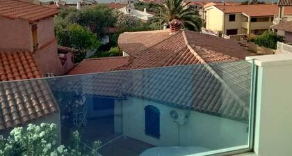 Gloednieuw Huis met Zeezicht, Garage, Stijlvol Ingericht, Vlakbij de zee