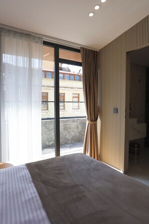 Elite Room, City View | Premium bedding, down comforters, memory foam beds, in-room safe - The Aramis Galata Hotel (Istanbul)