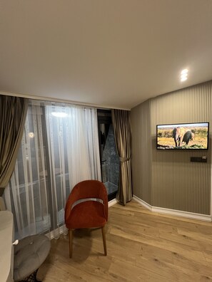 エリート ルーム シティビュー | 高級寝具、羽毛の掛け布団、低反発ベッド、セーフティボックス (室内)