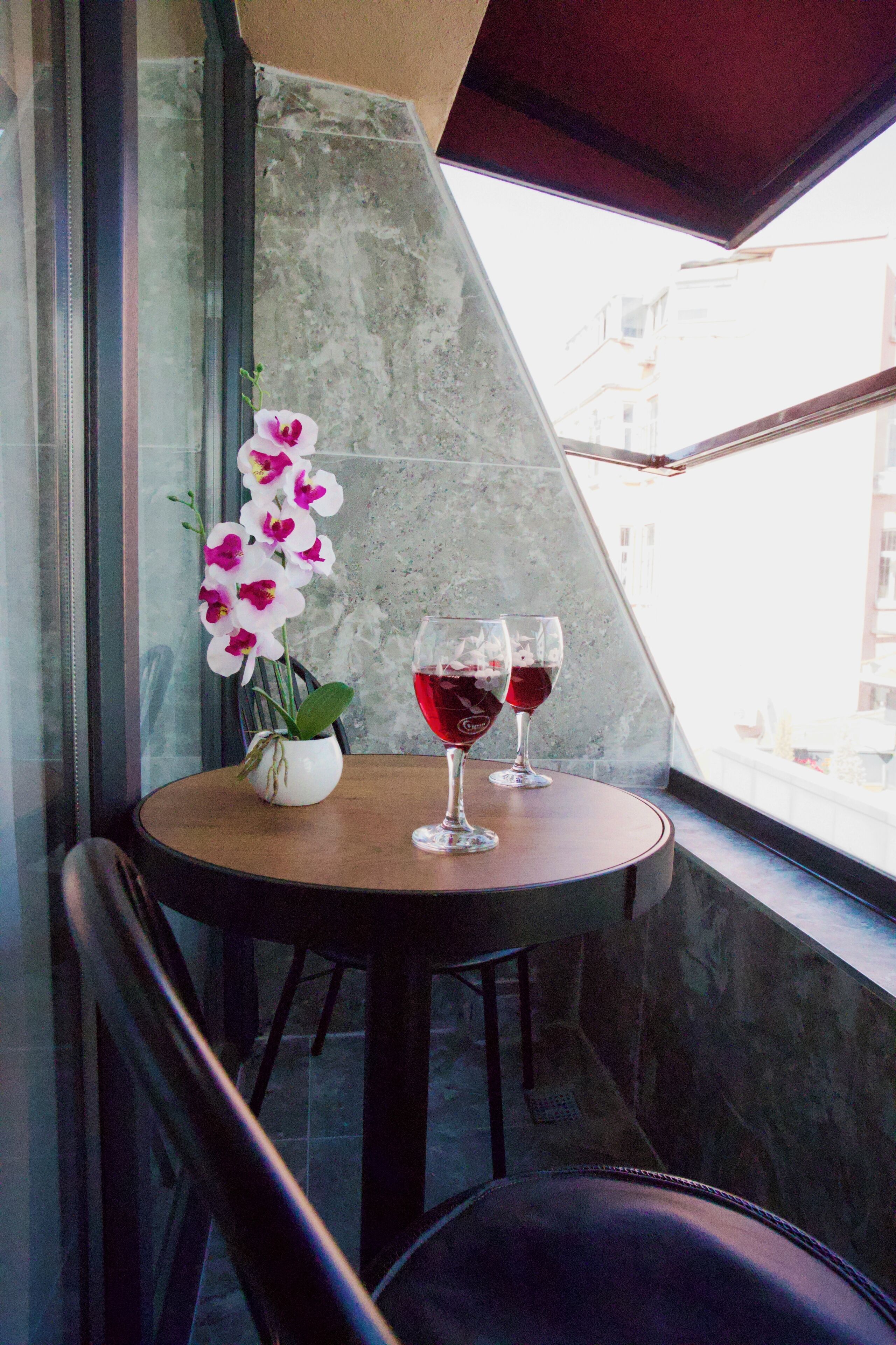 Elite kamer, uitzicht op de stad | Luxe beddengoed, donsdekens, bedden met traagschuimmatrassen