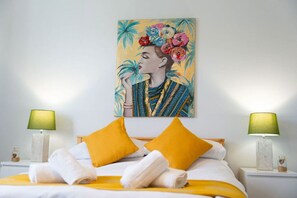 Berço de viagem, Wi-Fi, roupa de cama