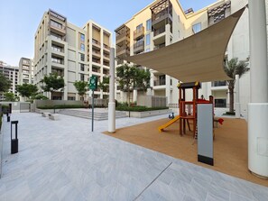 Children’s play area – outdoor - Zen Oasis1BR Splendid Creek Side Retreat (Dubai)