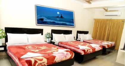 HOTEL BHARANI