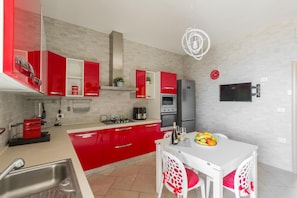 Appartement | Cuisine privée | Vaisselle et ustensiles