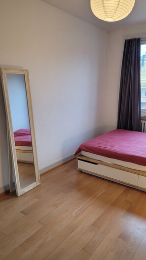 1 bedroom, iron/ironing board, free WiFi, bed sheets - Room in Marzili (Bern)
