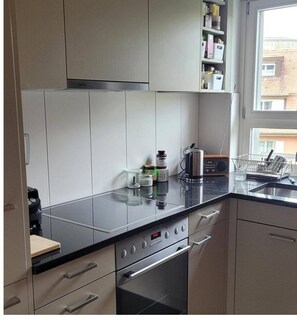 Private kitchen - Room in Marzili (Bern)