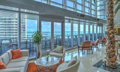 Miami Luxury Executive Apartment