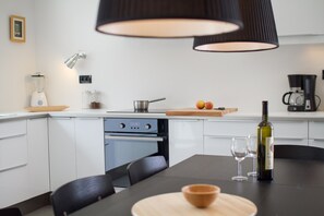 Fridge, microwave, oven, dishwasher - Villa Anna by Villas Guide (Višnjan)