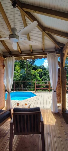 Kaz de Birloton Entourée de Nature, Piscine Privée, Proche Plage de Malendure