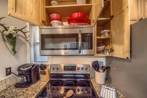 Microwave, oven, stovetop, dishwasher