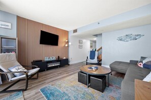 TV - Century One-2 Bed, 2 Bath Ocean Front with Indoor Pool! (Ocean City)
