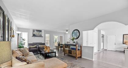 Pet-Friendly Tulsa Vacation Rental w/ Sunroom