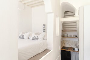 1 bedroom, iron/ironing board, bed sheets - Le Mini - Un Voyage en Provence (Aix-en-Provence)