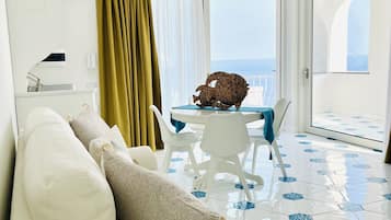 Suite panoramica | Cucina privata | Piano cottura, macchina per caffè espresso, macchina per tè/caffè