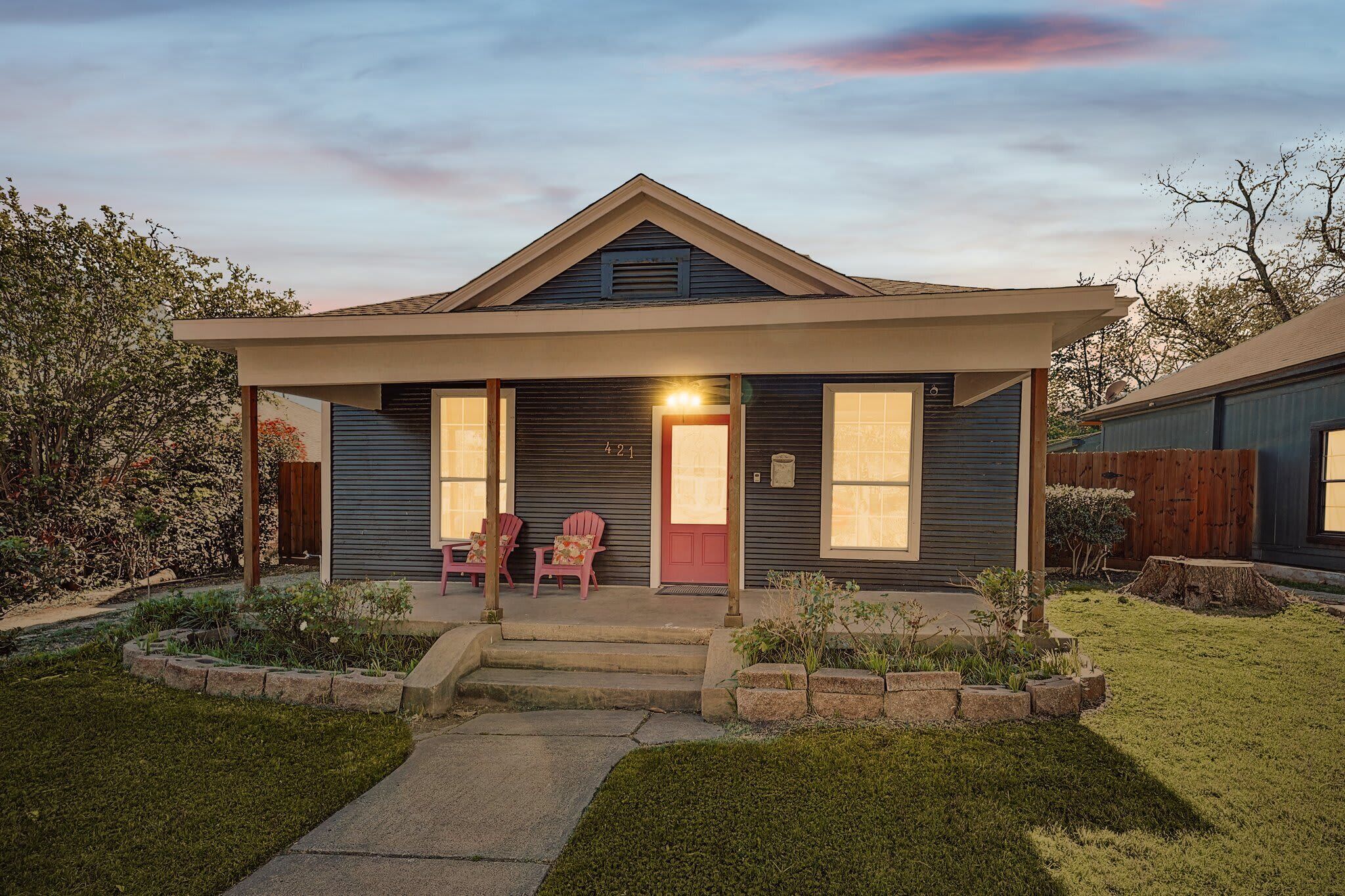 Charming 3-BD/2-BA Getaway in the Heart of Dallas