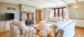 Host & Stay | The Coach House