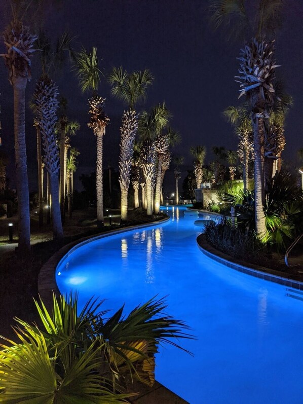 A heated pool - DestinWest 3Bd Amenities Galore Free Beach Service (Fort Walton Beach)