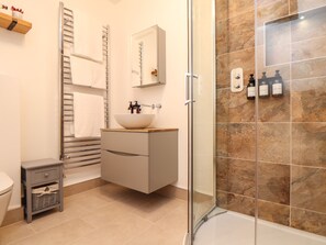 Shower - Lakeside (Falmouth)