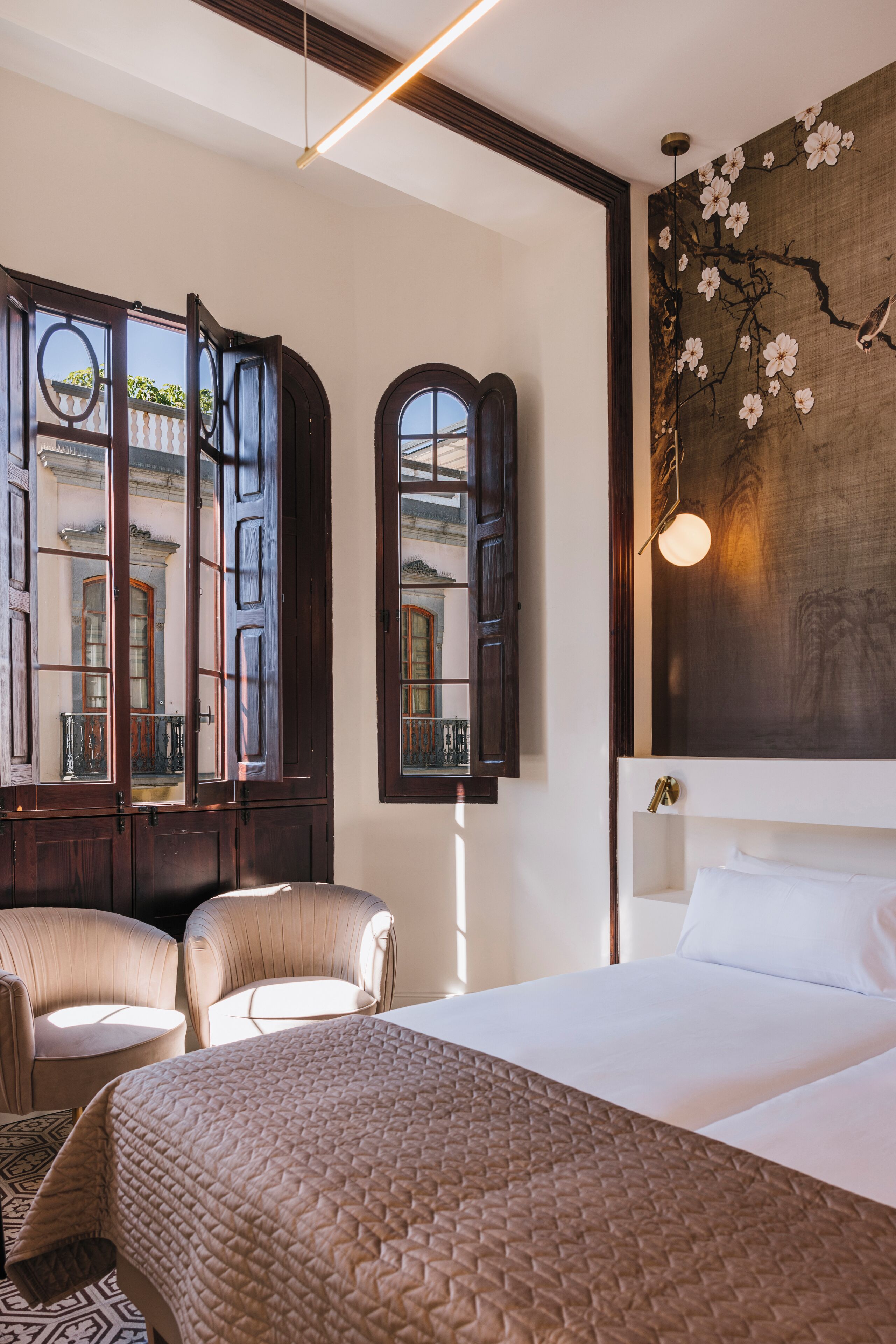 Classic Exterior | 防过敏的被褥、客房内保险箱、办公桌、笔记本电脑工作区