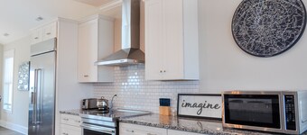 Family Tides | Spacious Oceanfront Home, Sound Views + Hot Tub!