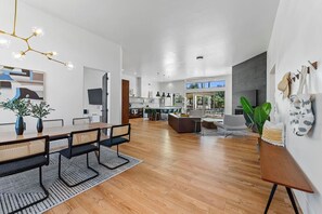 Dining - Paradise Villa: Modern Luxe Home (Scottsdale)