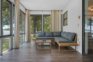 Smart-TV, Tischfußball