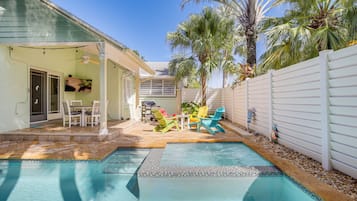 House (2 Bedrooms) | Front of property