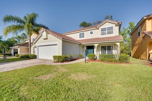 Interior - 8 Mi to Disney: Family Home w/ Screened Lanai! (Davenport)