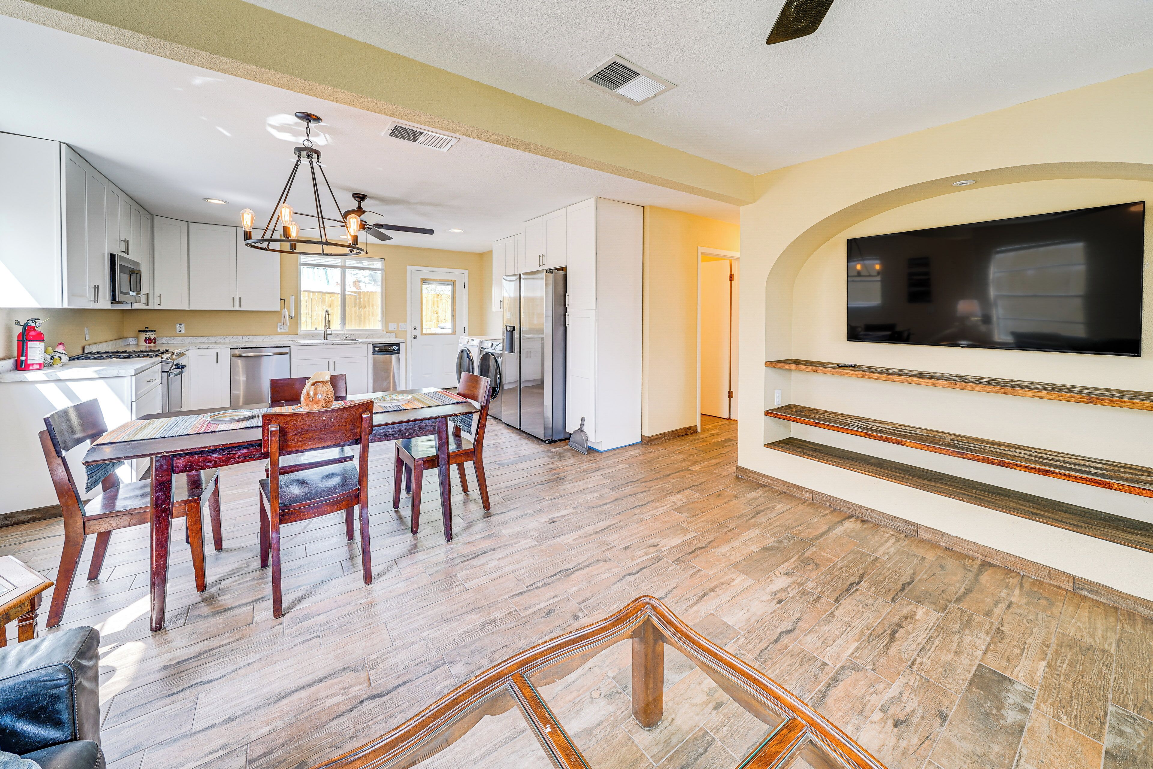 單棟房屋 (2 Bedrooms) | 內部