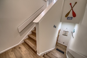 Condo, 3 Bedrooms | Interior