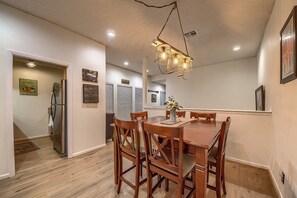 コンドミニアム 3 ベッドルーム | レストラン