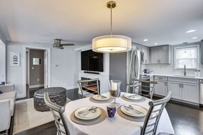 Stuga (2 Bedrooms) | Interiör