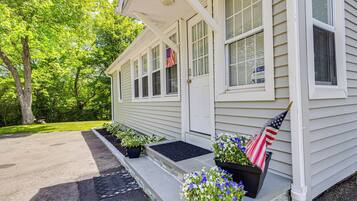 Cottage (2 Bedrooms) | Interior
