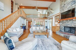 House (3 Bedrooms) | Interior - < 1 Mi to Marina: Ford Mountain Retreat w/ Deck (Lake Toxaway)