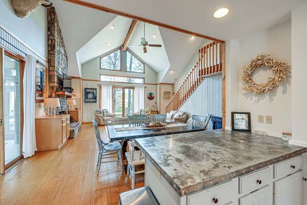 House (3 Bedrooms) | Interior - < 1 Mi to Marina: Ford Mountain Retreat w/ Deck (Lake Toxaway)