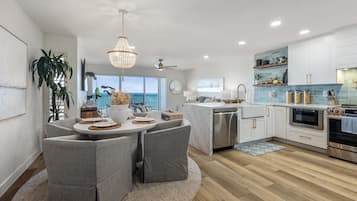 Condo, 2 Bedrooms | Private kitchen | Fridge, oven, coffee/tea maker, toaster