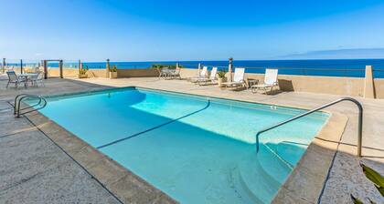 Dmbc 823b 2 Bedroom Condo by RedAwning