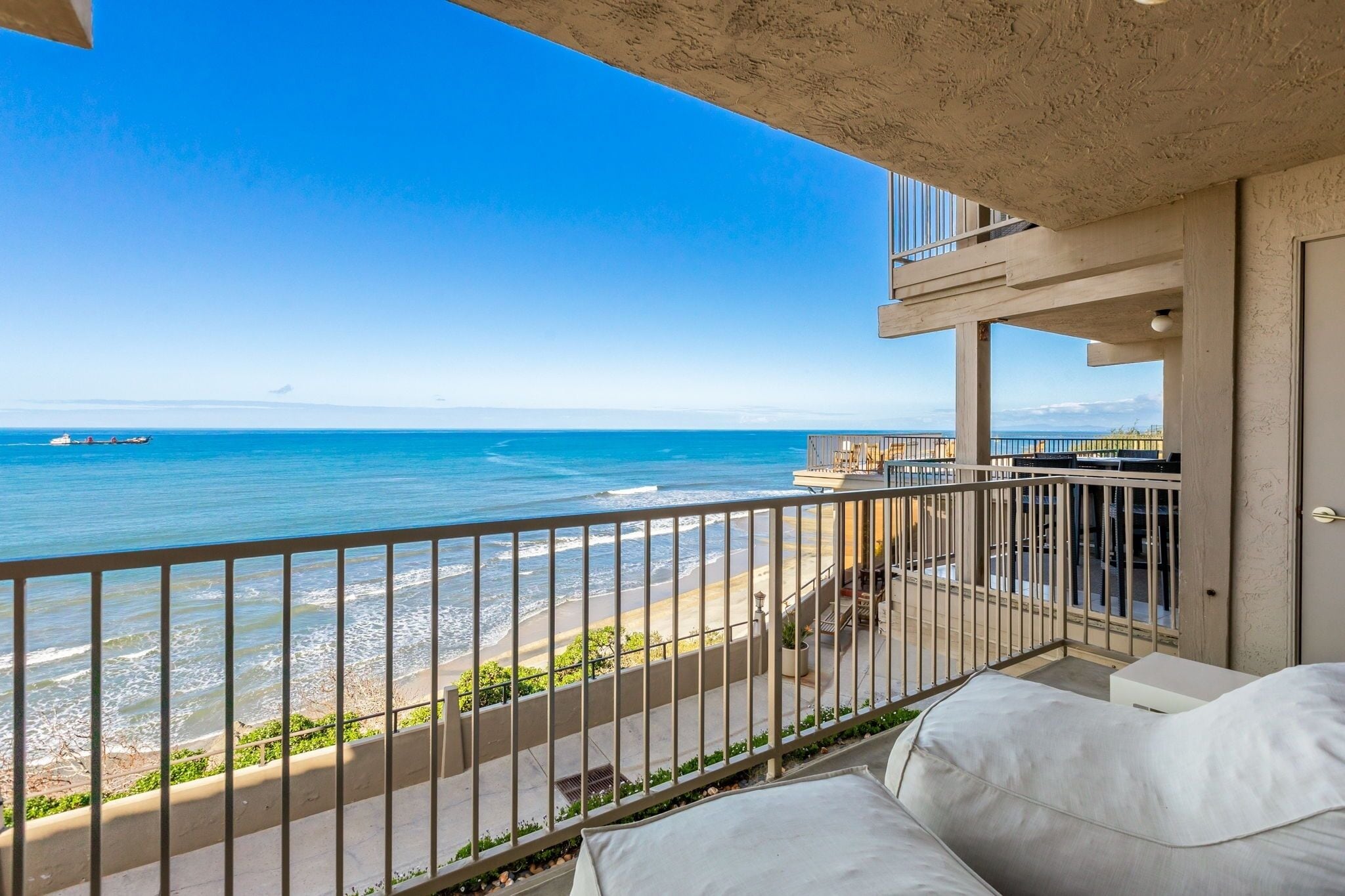 Condo, 2 Bedrooms | Property grounds