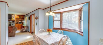 Fairfield Bay Getaway < 10 Mi to Boating & Hiking