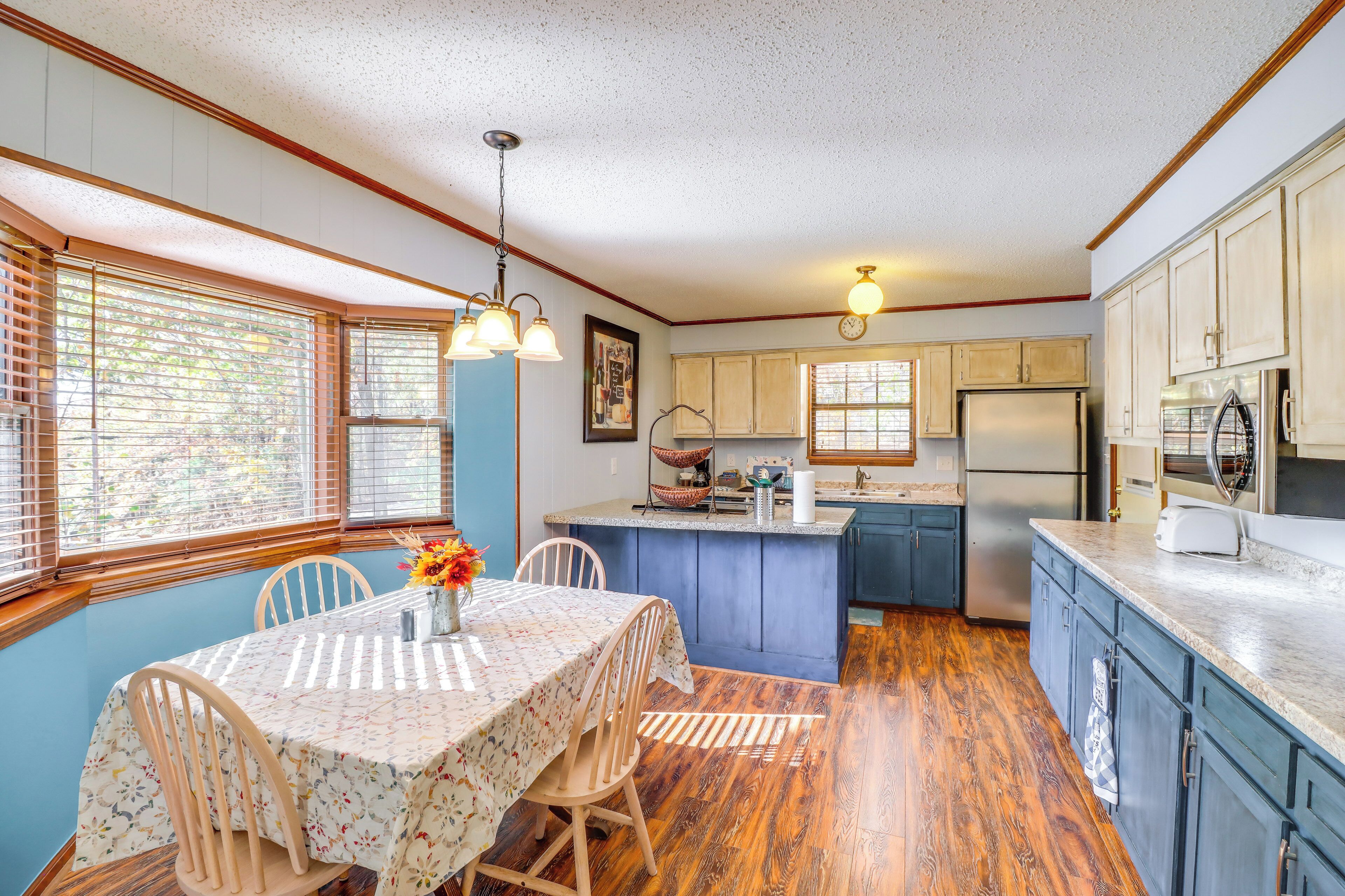 House (2 Bedrooms) | Interior