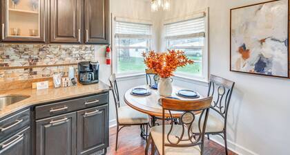 'the Maple Tree' Home: 14 Mi to Downtown Cleveland