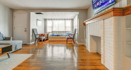 Buffalo Apartment: 6 Mi to Downtown Attractions!