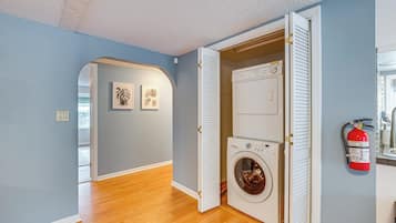 Apartemen (2 Bedrooms) | Interior